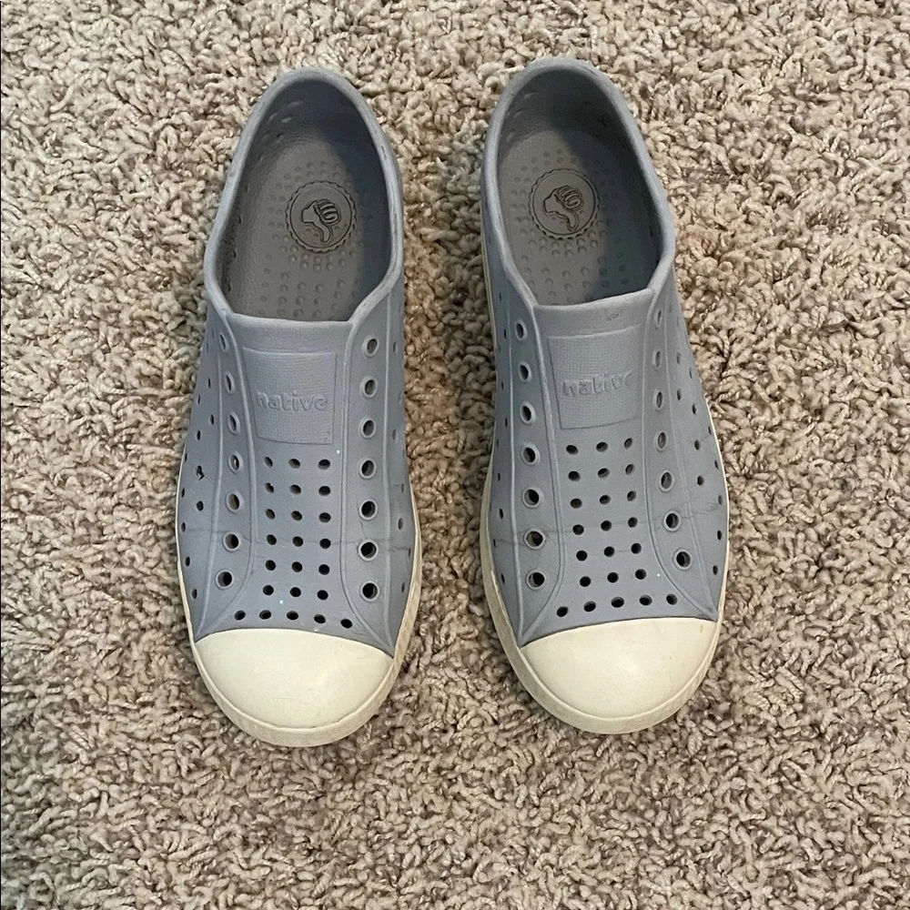 Native Kids Gray Perforated Water Shoes
